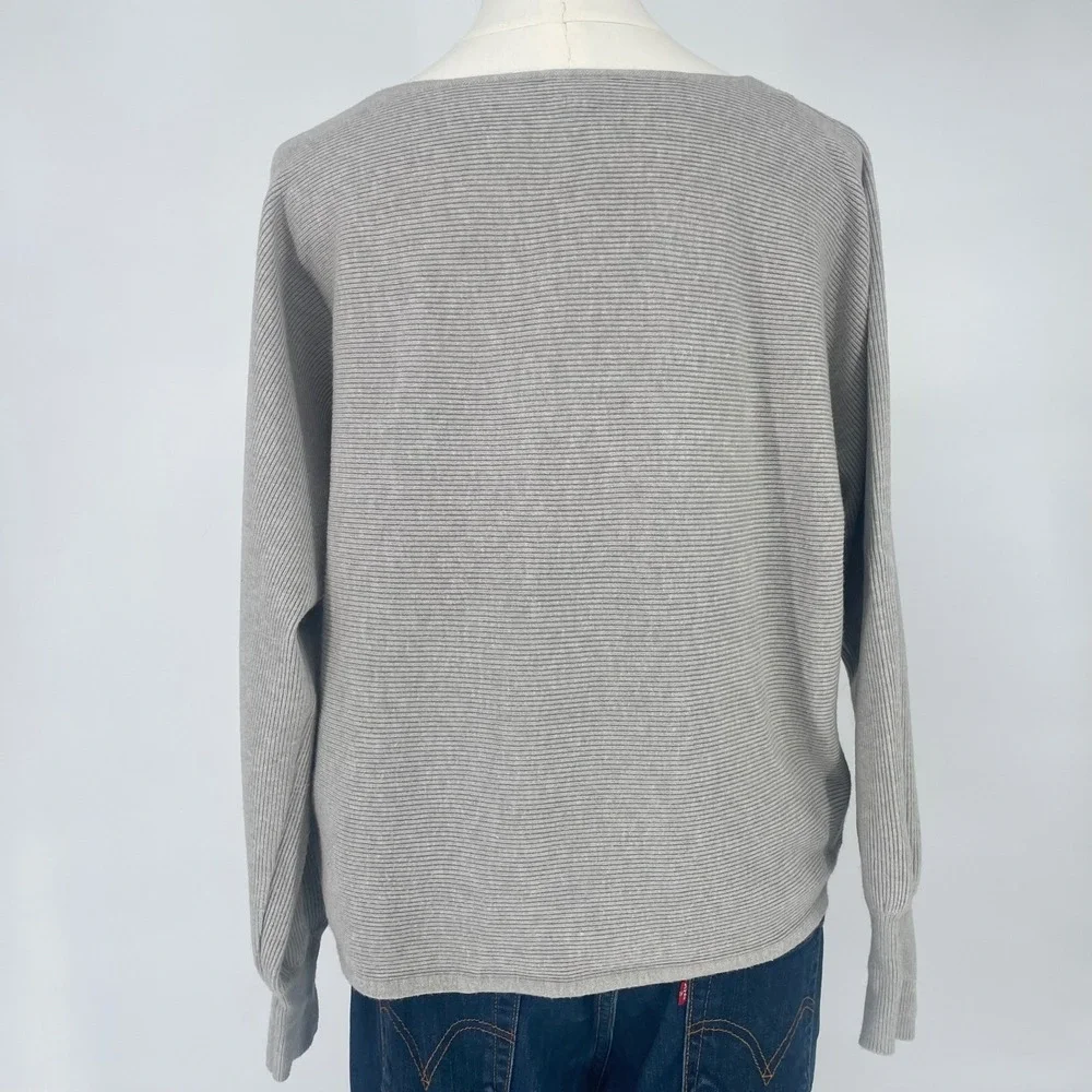 Vila Milano Women's Small Gray Ribbed Knit Button Accent Long Sleeve Pullover‎